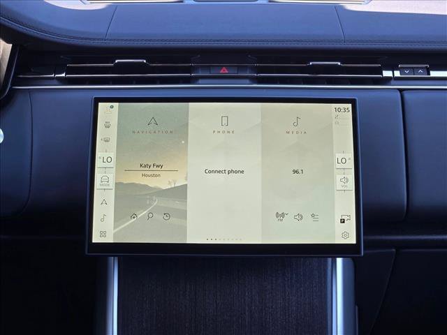 New 2026 Land Rover Range Rover Long Wheelbase SE AWD/4WD image 12