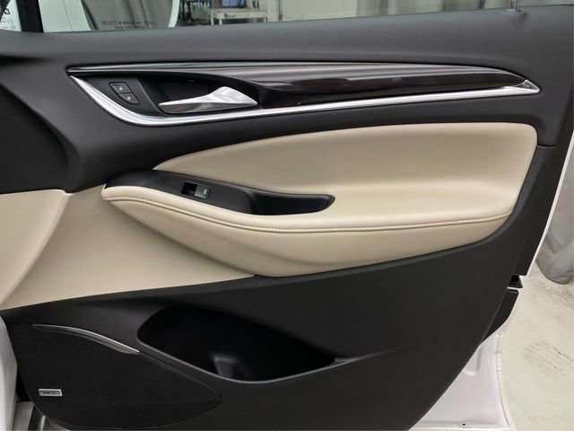 Used 2018 Buick Enclave Premium w/ Trailering Package AWD/4WD image 27