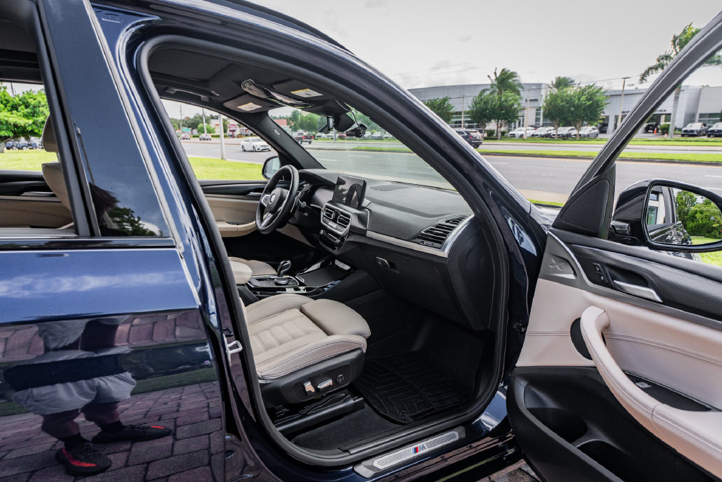 Used 2024 BMW X3 sDrive30i w/ Premium Package RWD image 34