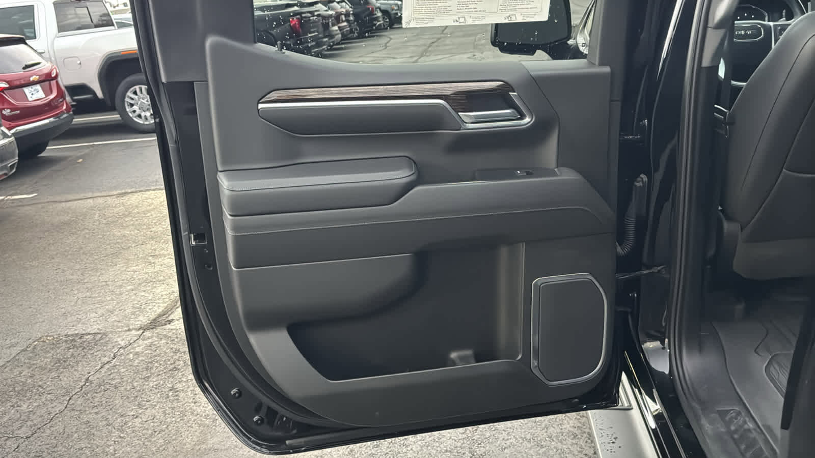 Used 2022 GMC Sierra 1500 Elevation w/ Elevation Premium Package image 21