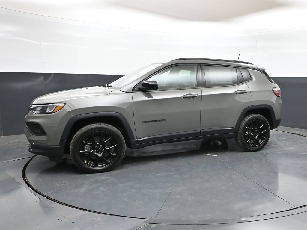 New 2026 Jeep Compass Latitude AWD/4WD image 33