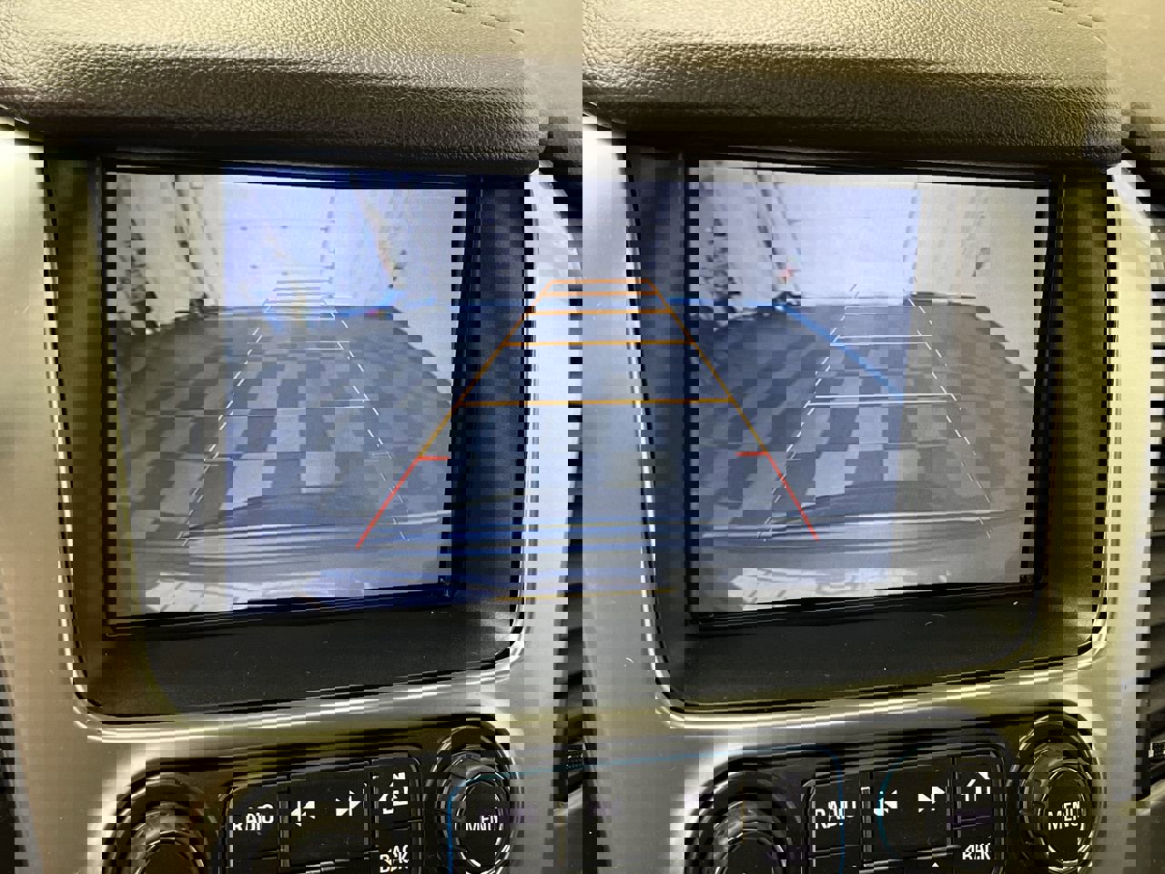 Used 2015 Chevrolet Tahoe LTZ AWD/4WD image 6