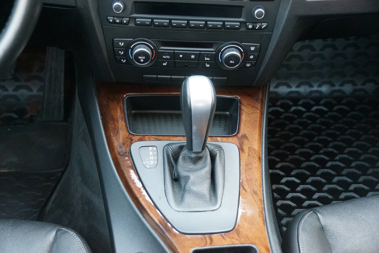 Used 2011 BMW 328i xDrive Sedan image 33