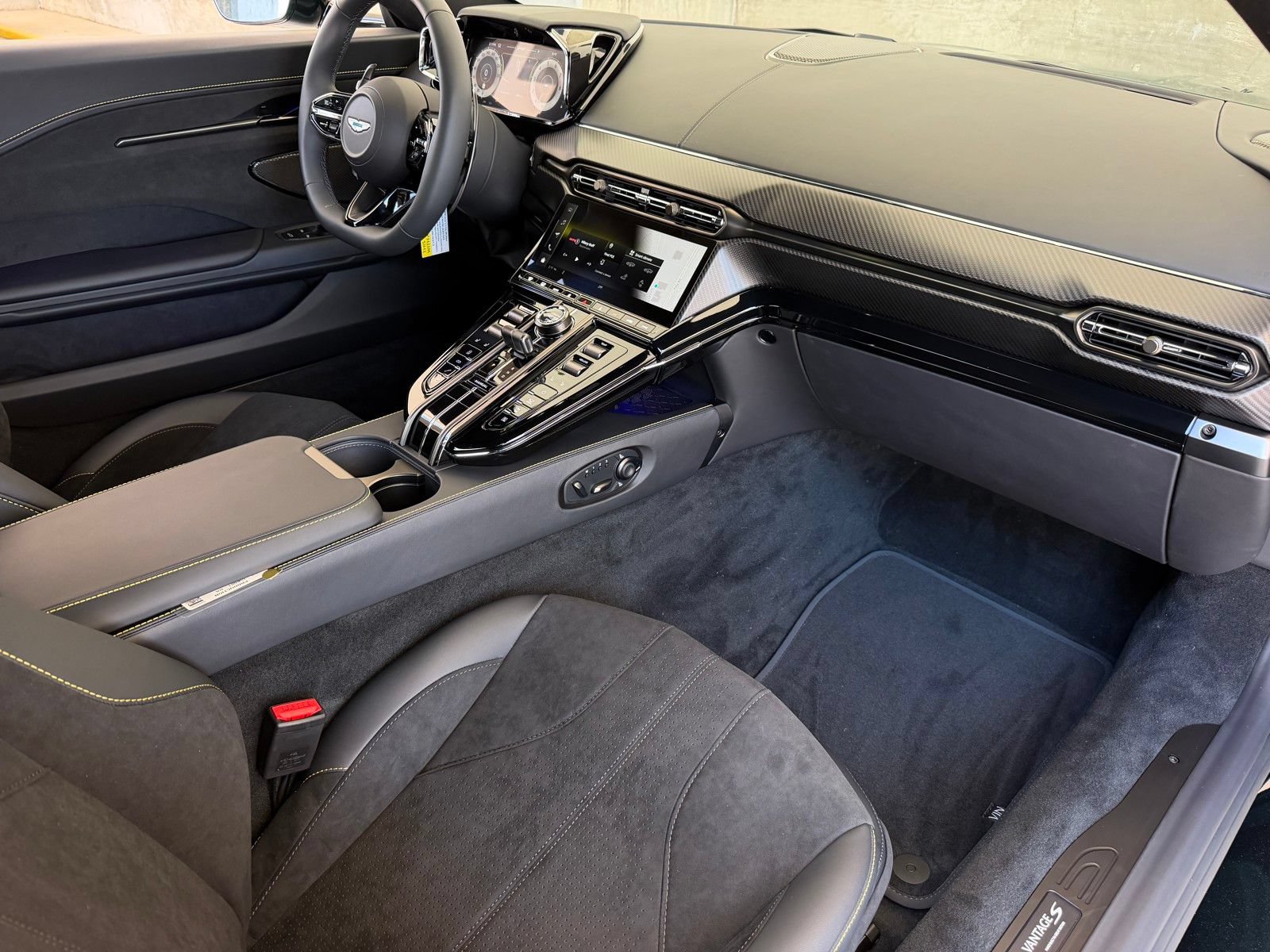 New 2026 Aston Martin V8 Vantage S RWD image 15