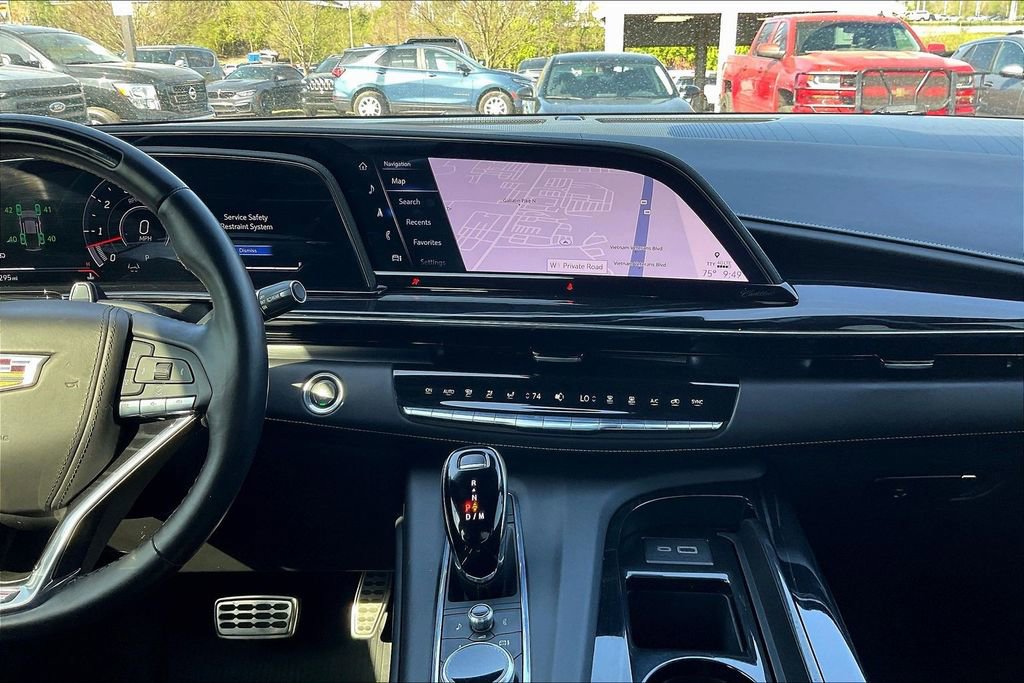 Used 2023 Cadillac Escalade V w/ Heavy-Duty Trailer Package image 12