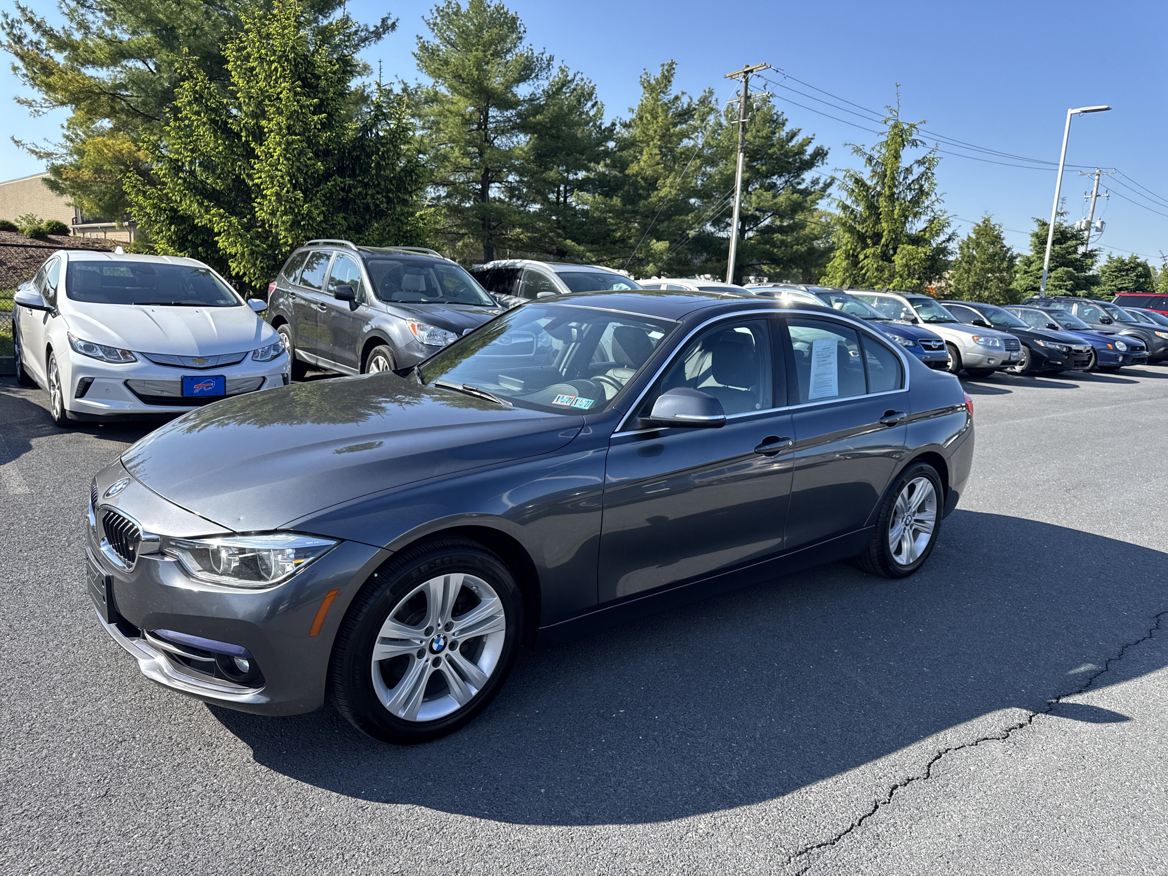 Used 2018 BMW 330i xDrive Sedan w/ Convenience Package AWD/4WD image 25