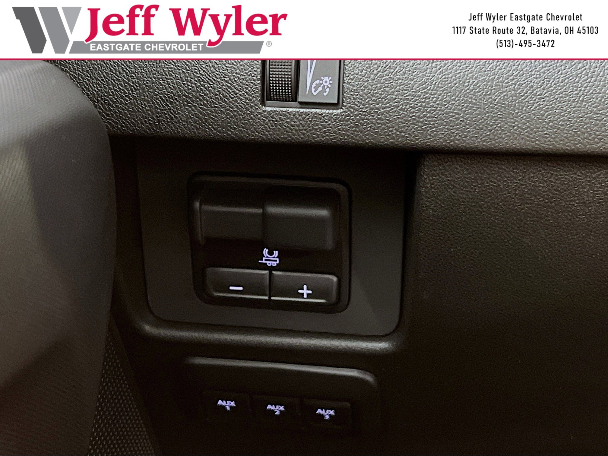 New 2026 Chevrolet Colorado Trail Boss w/ Off-Road Front Bumper Package image 14