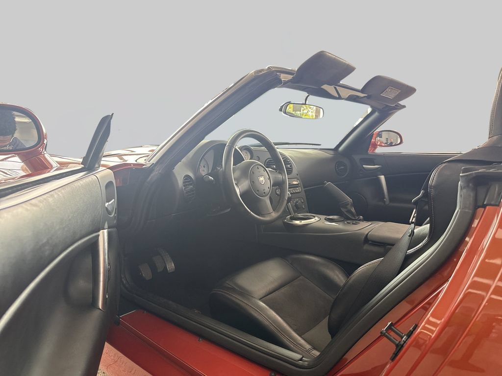 Used 2005 Dodge Viper SRT-10 w/ Copperhead Edition Group RWD image 37