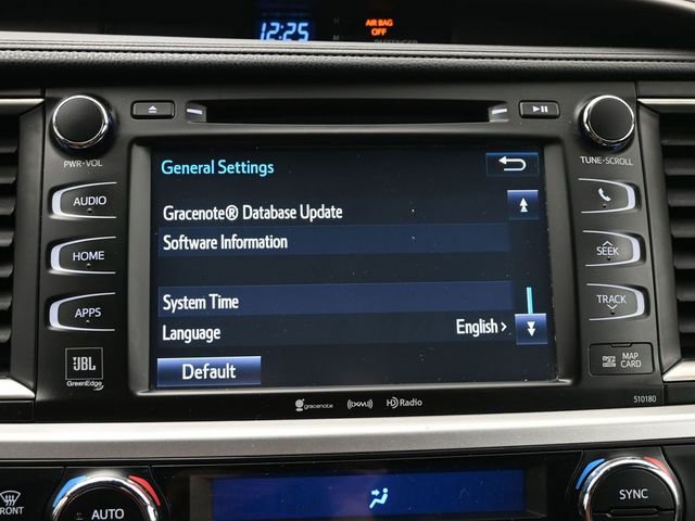 Used 2017 Toyota Highlander Limited AWD/4WD image 19