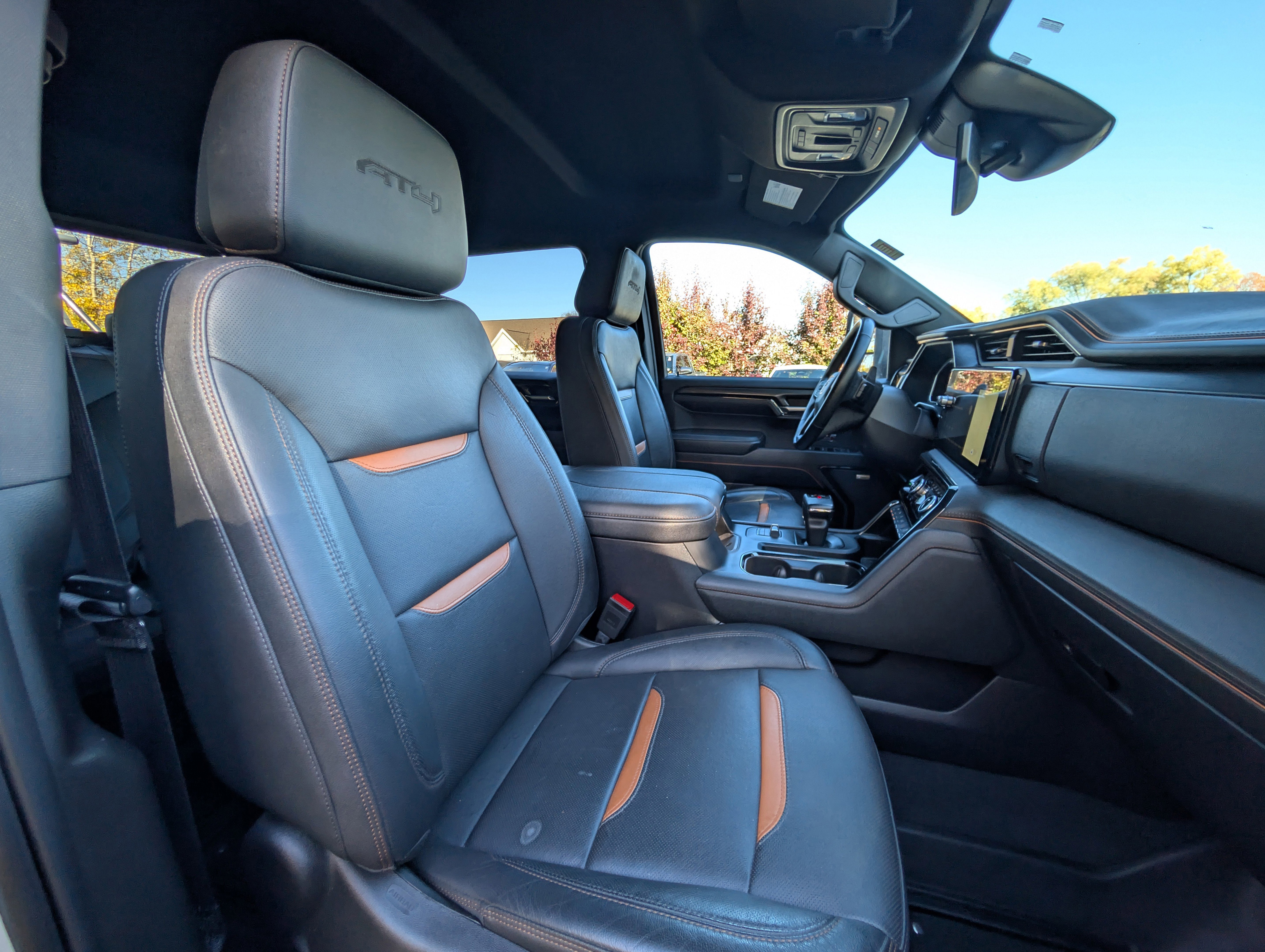 Used 2024 GMC Sierra 1500 AT4 w/ AT4 Premium Package image 48