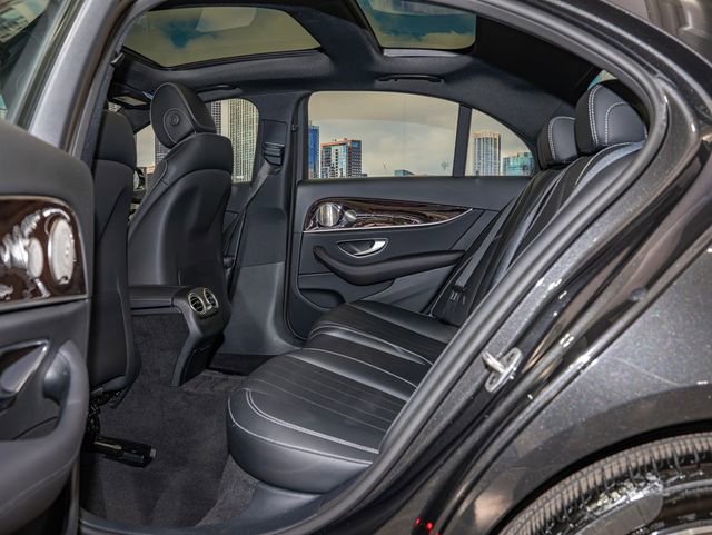 Certified 2022 Mercedes-Benz E 350 4MATIC Sedan image 22