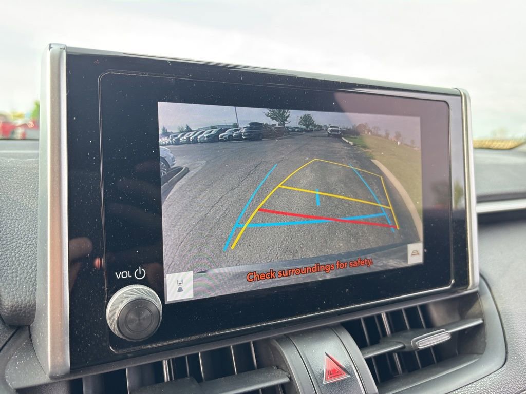 Used 2023 Toyota RAV4 LE image 23