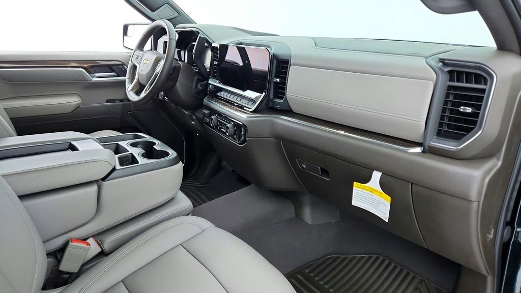 Certified 2023 Chevrolet Silverado 1500 LT w/ Leather Package image 37