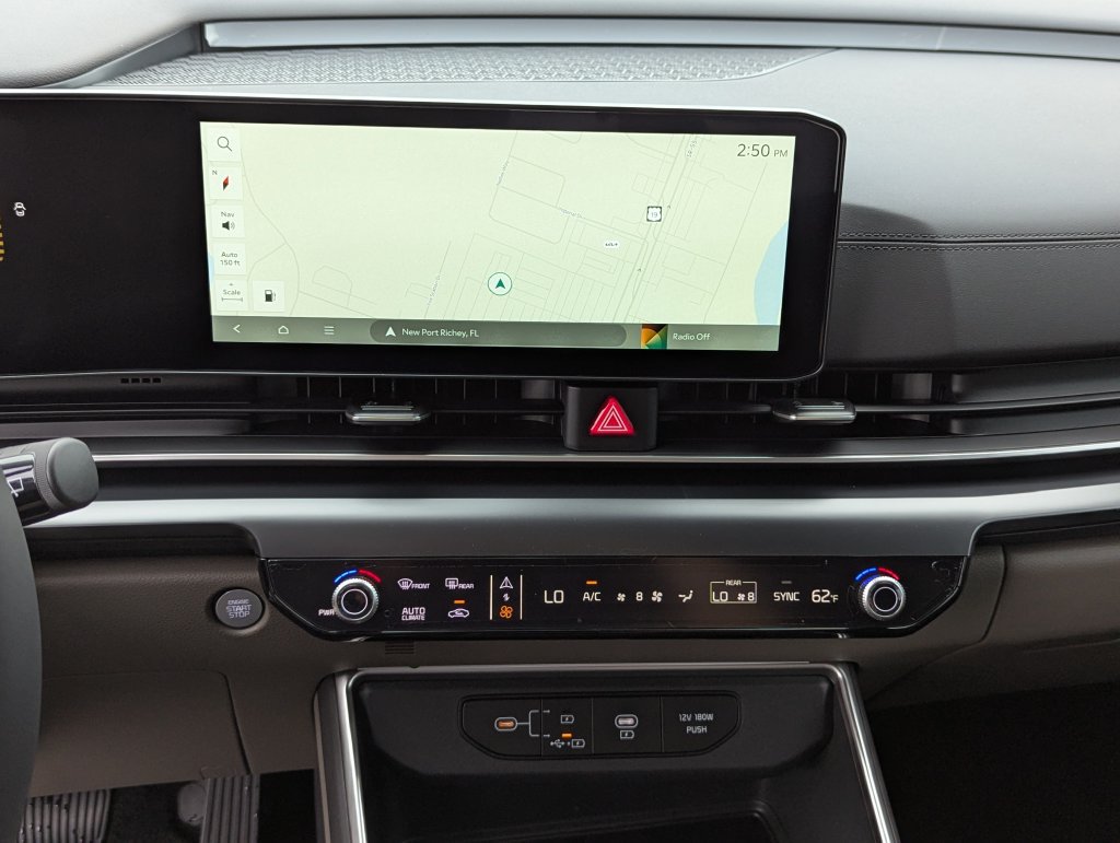 New 2026 Kia Carnival FWD image 22