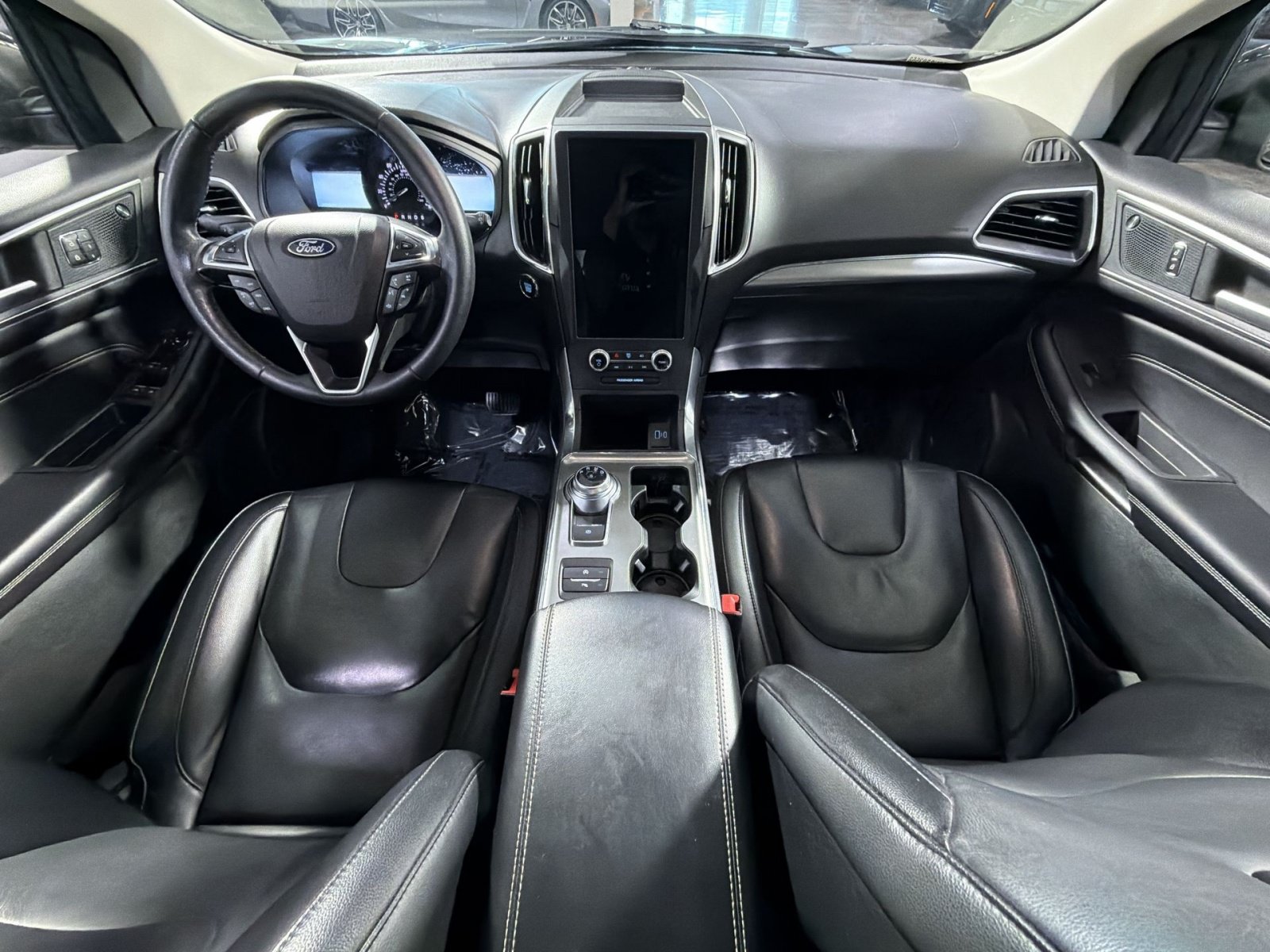 Used 2022 Ford Edge Titanium AWD/4WD image 36
