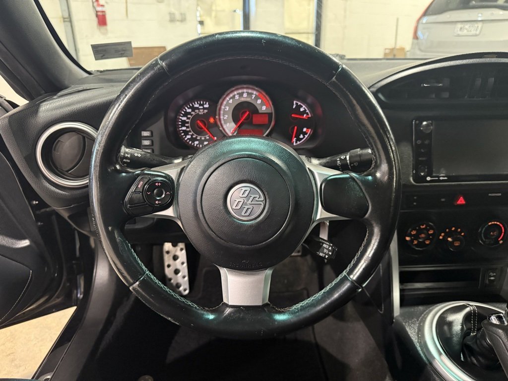 Used 2017 Toyota 86 image 18