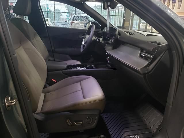 New 2026 Audi Q3 quattro 2.0T AWD/4WD image 17