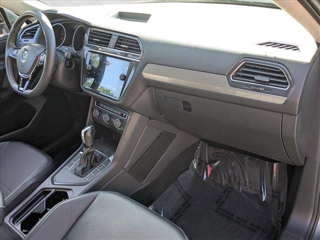 Used 2021 Volkswagen Tiguan SE FWD image 22
