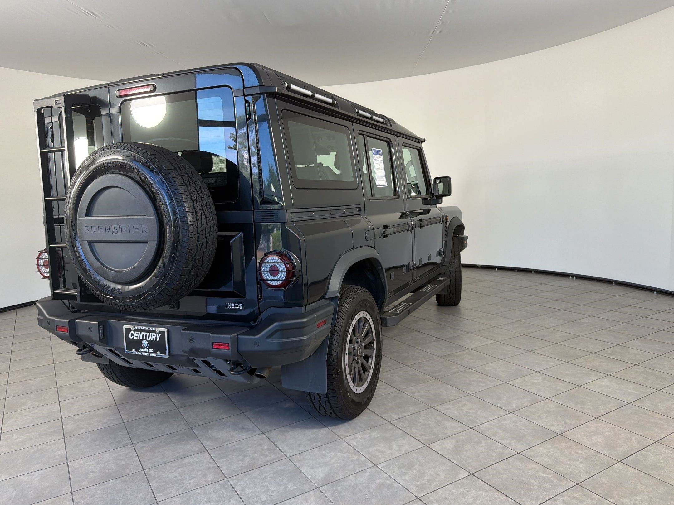 Used 2024 INEOS Grenadier Station Wagon AWD/4WD image 9