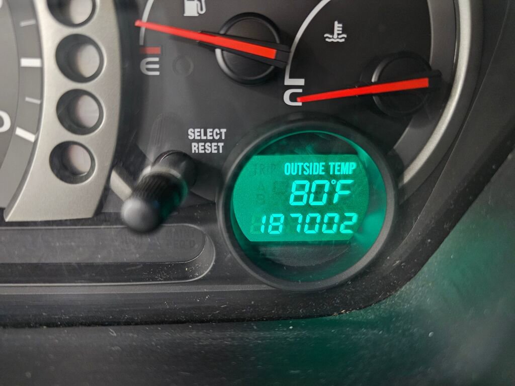 Used 2004 Honda Pilot EX image 26