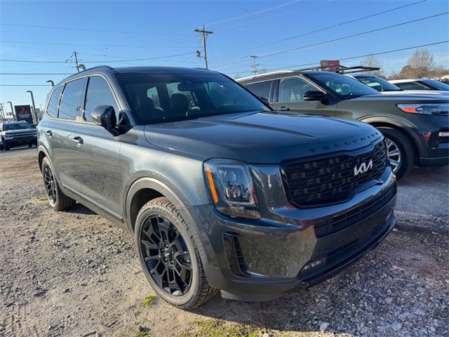 Used 2022 Kia Telluride SX w/ SX Prestige Package image 1