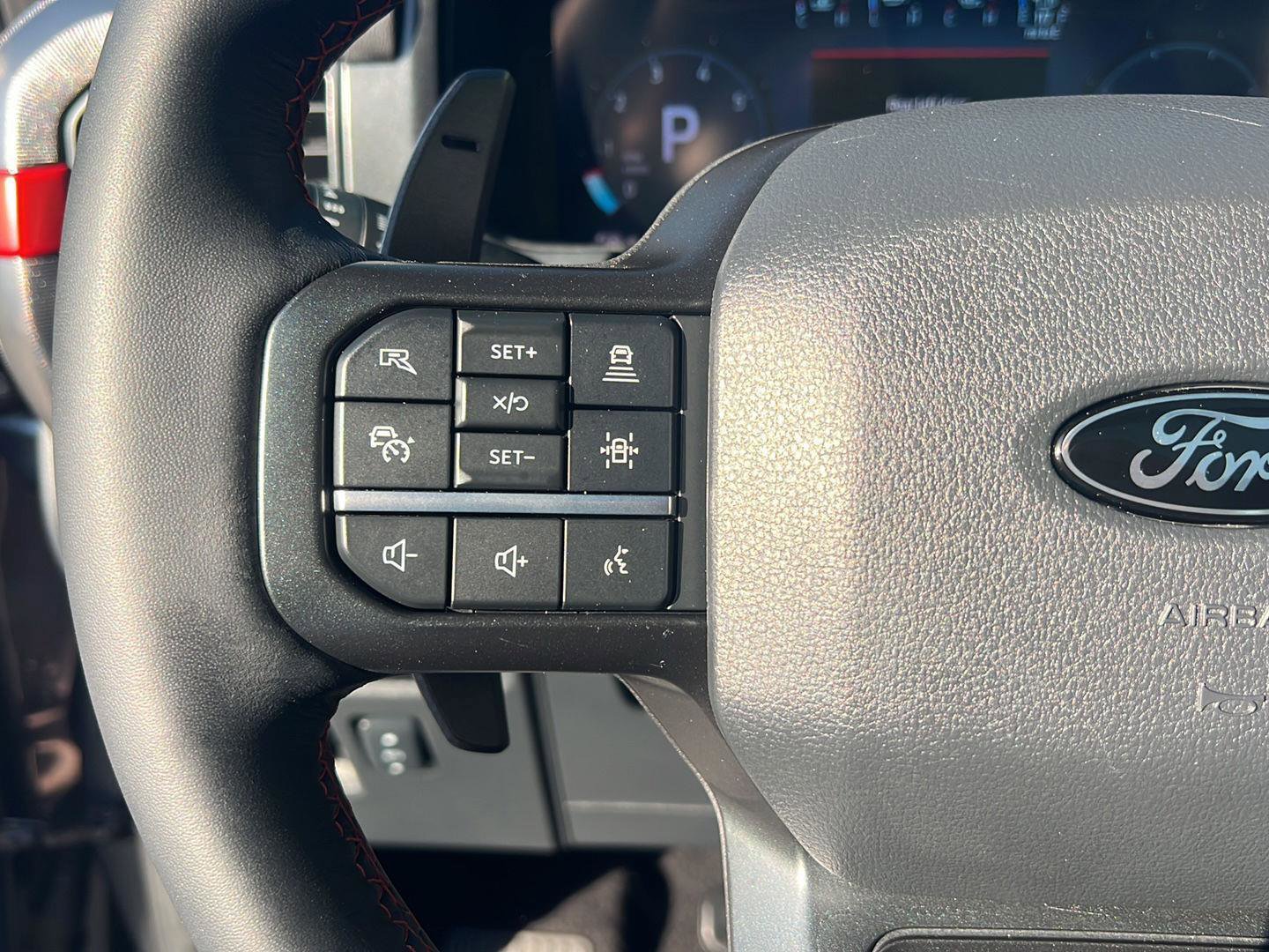 Used 2025 Ford F150 Raptor AWD/4WD image 22