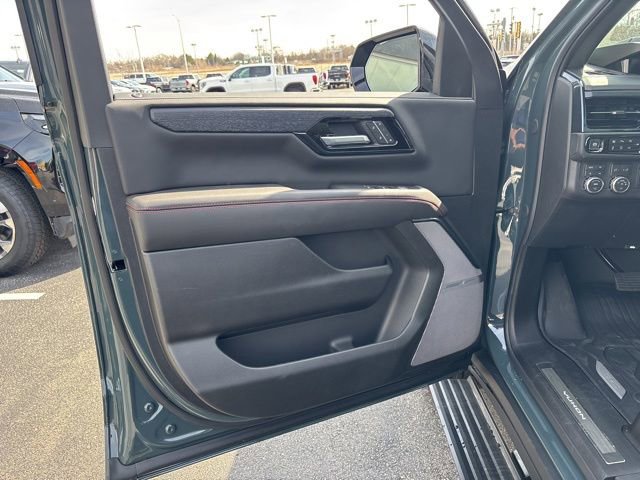 New 2026 GMC Yukon AT4 Ultimate w/ LPO, Illumination Package image 41