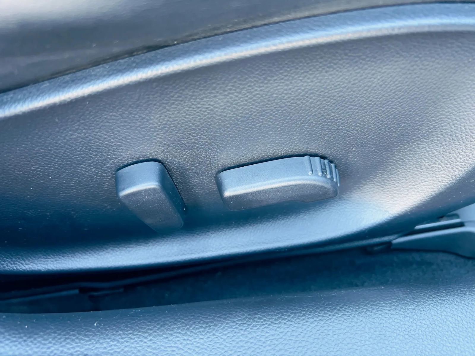 Used 2012 INFINITI G25 x AWD/4WD image 14