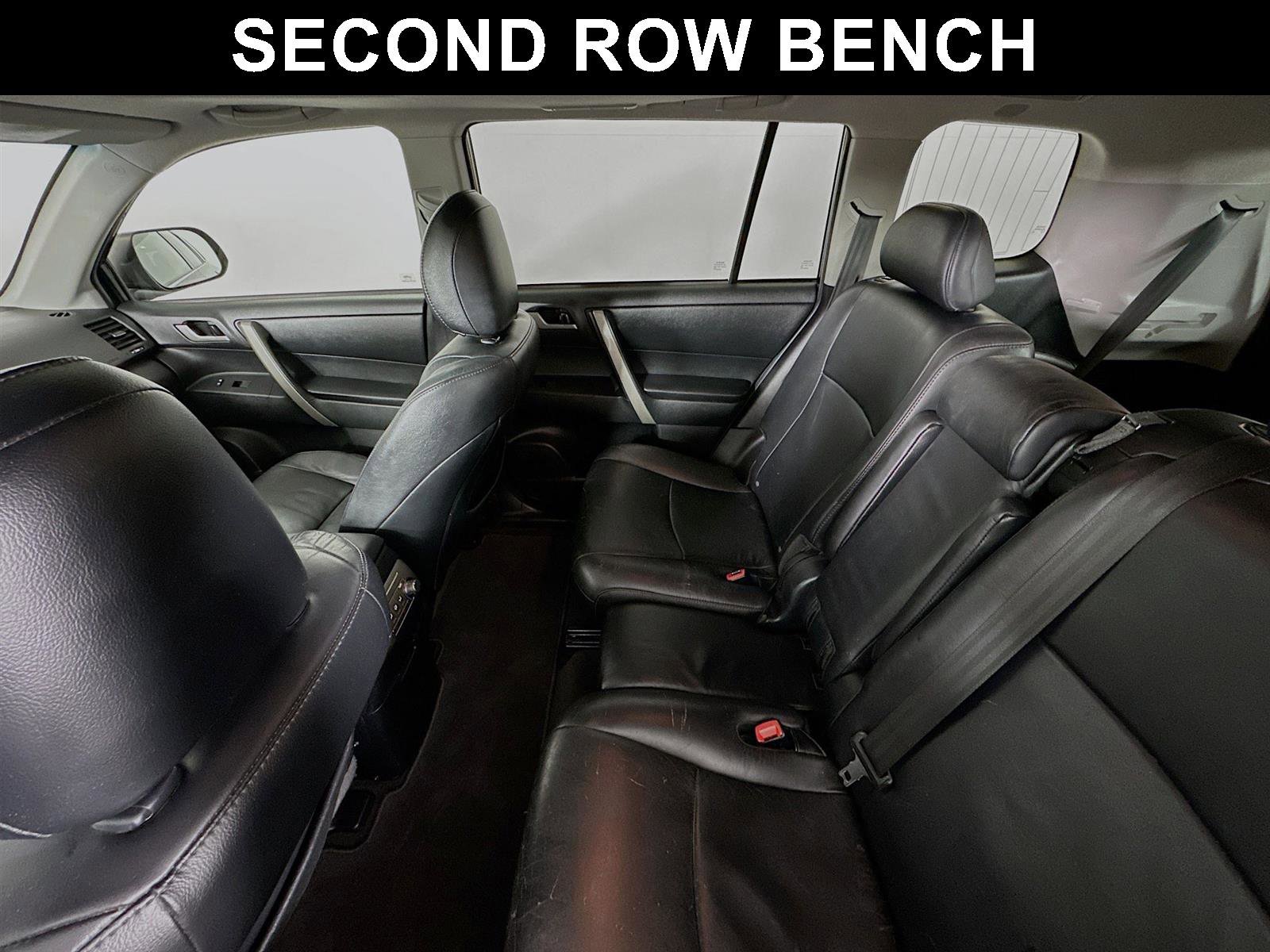 Used 2012 Toyota Highlander SE image 22