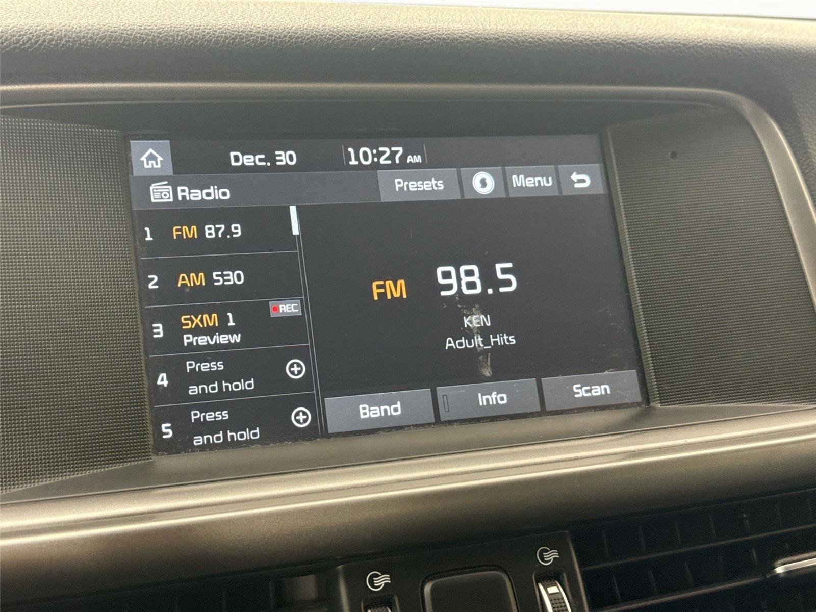 Used 2018 Kia Optima S image 21