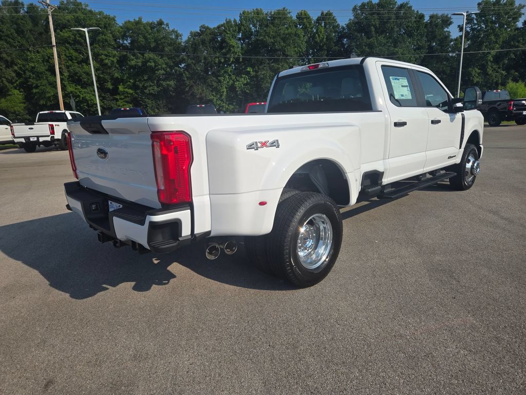 New 2026 Ford F350 XL w/ STX Appearance Package AWD/4WD image 4
