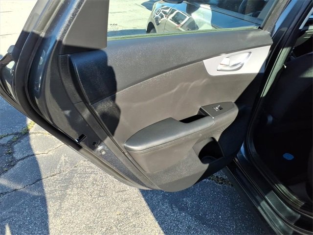 Used 2024 Kia Forte LXS image 10