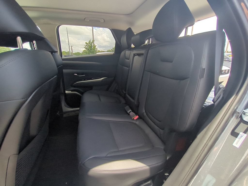 New 2026 Hyundai Tucson Limited AWD/4WD image 16
