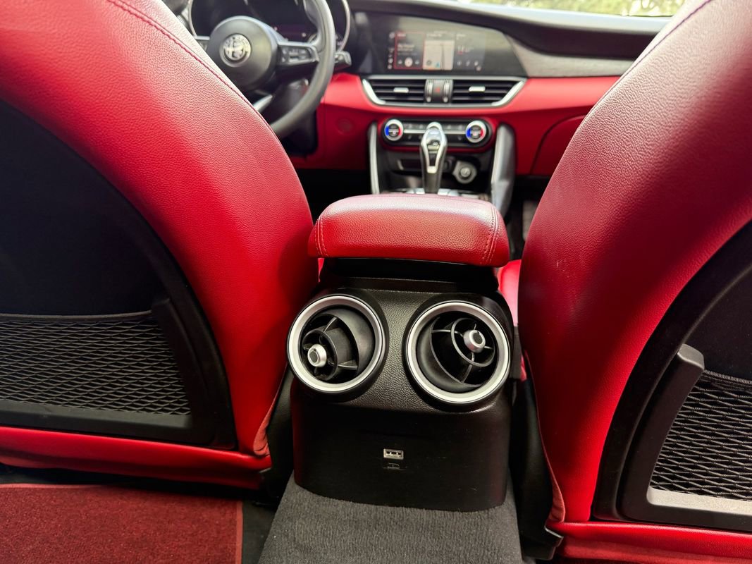 Used 2021 Alfa Romeo Giulia Ti w/ Nero Edizione image 24