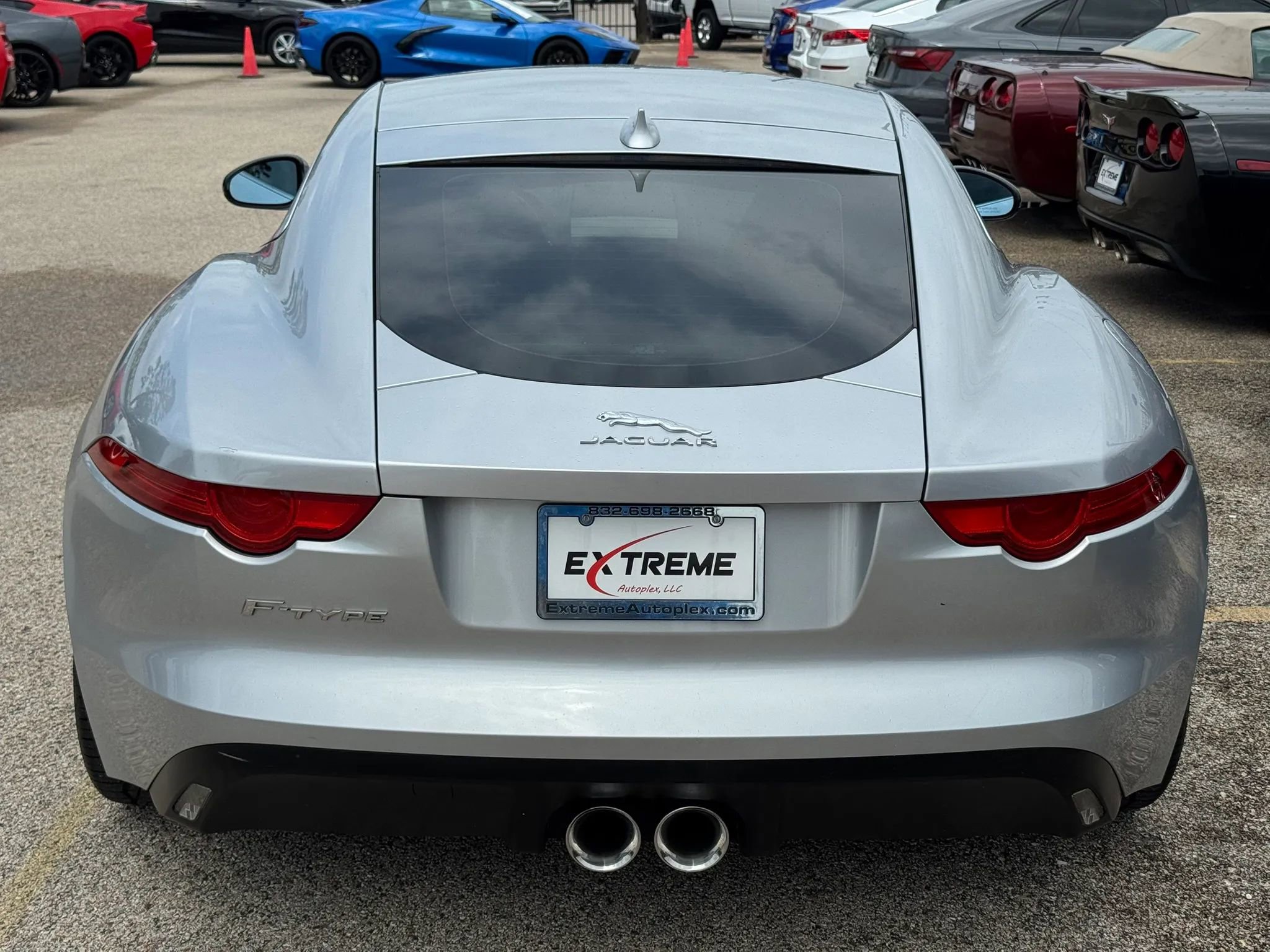 Used 2017 Jaguar F-TYPE Coupe RWD image 3