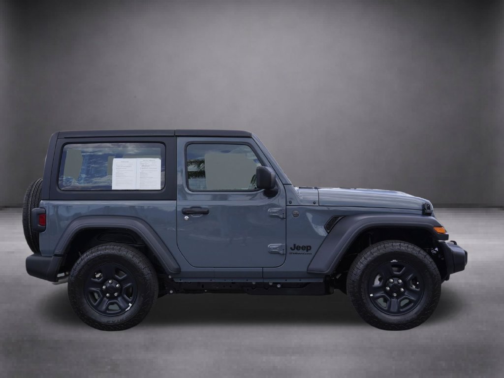 Used 2026 Jeep Wrangler Sport AWD/4WD image 3