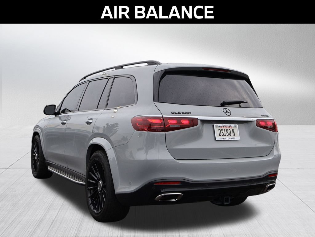 Used 2024 Mercedes-Benz GLS 580 4MATIC image 8