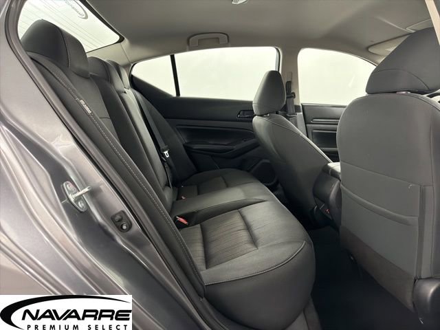Used 2024 Nissan Altima 2.5 SV image 13