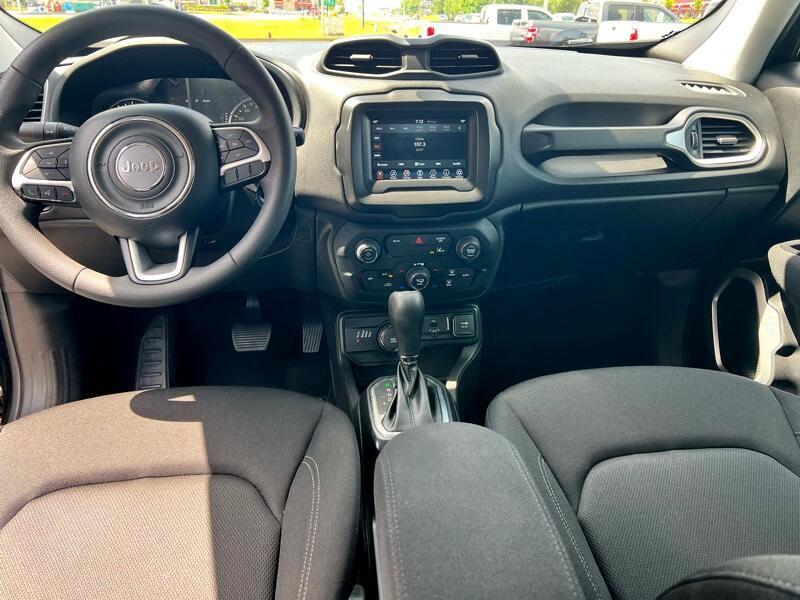 Used 2021 Jeep Renegade Sport image 10
