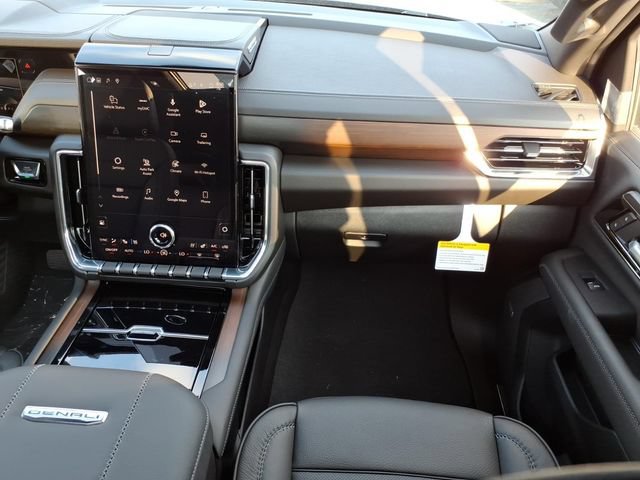 New 2026 GMC Yukon XL Denali w/ Advanced Technology Package AWD/4WD image 19