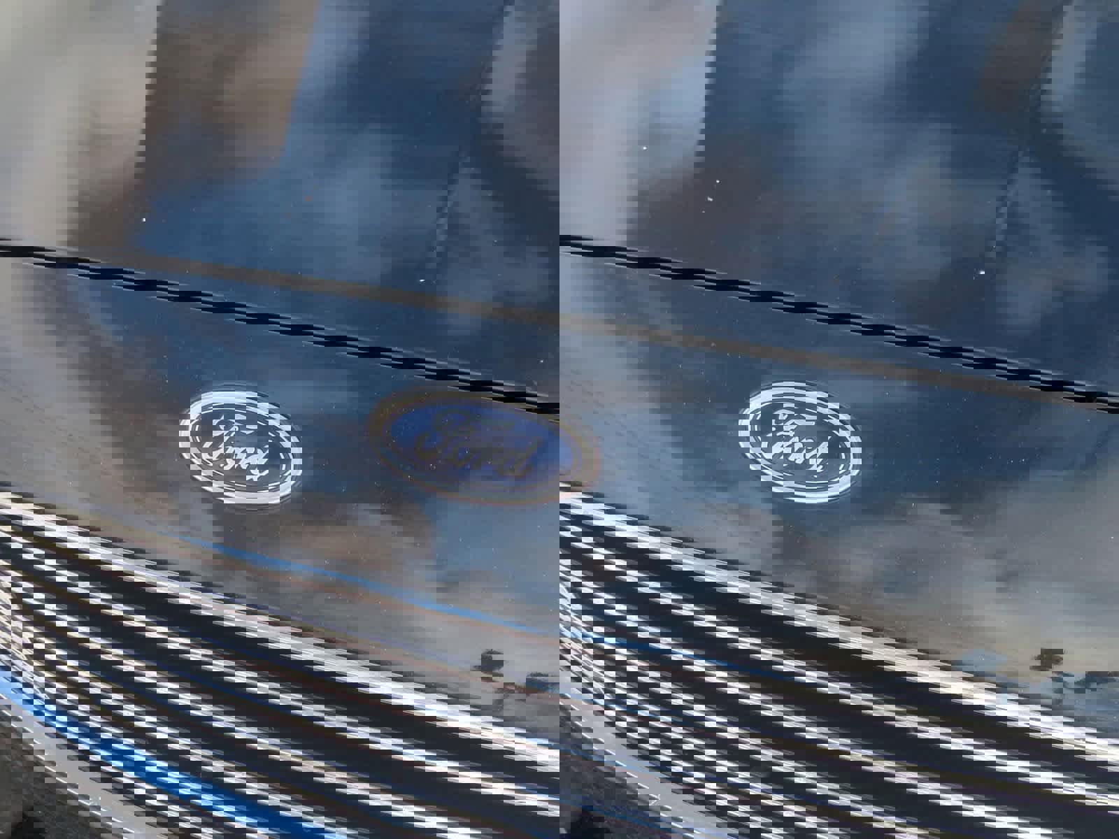 Used 2020 Ford Fusion SE image 12