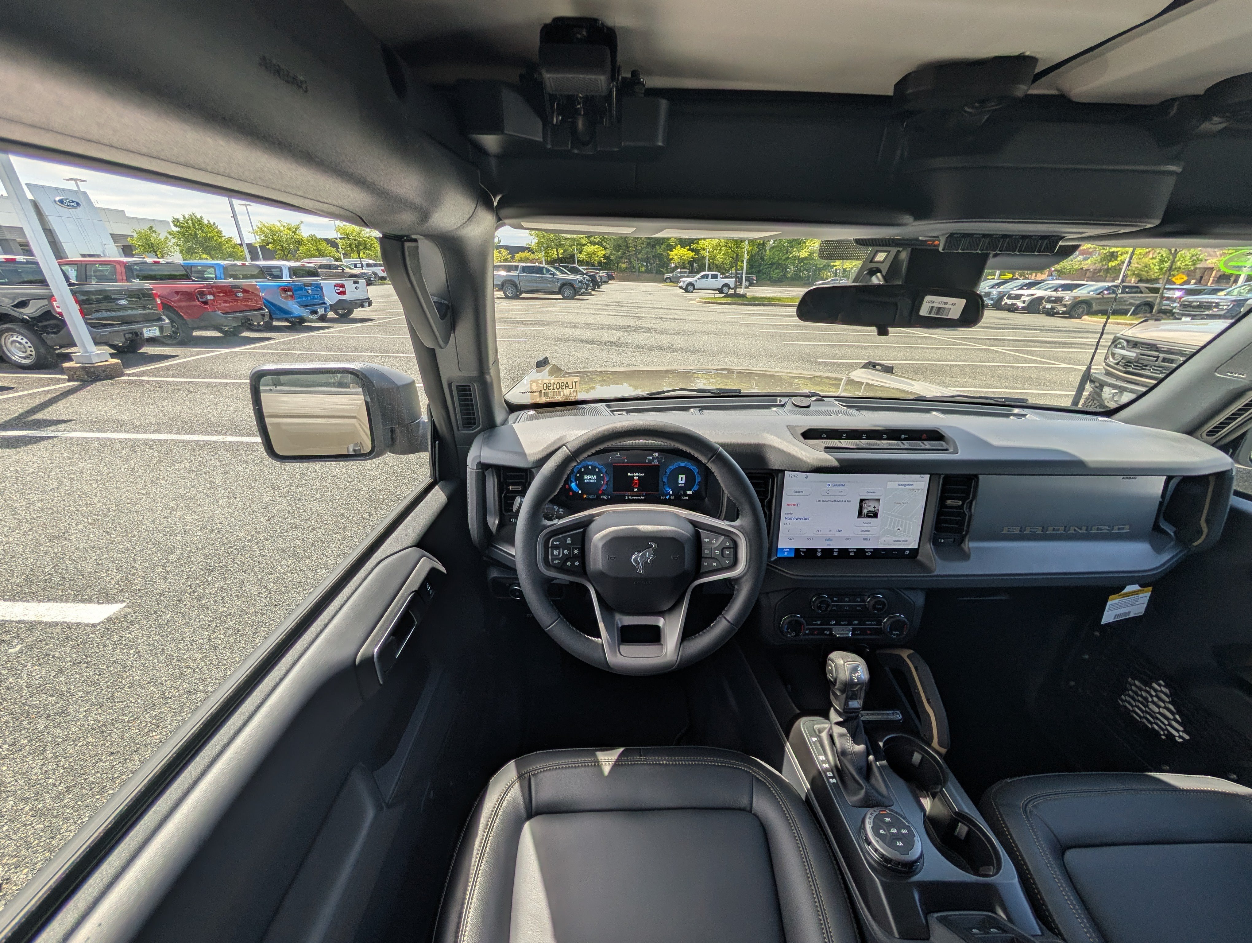 New 2026 Ford Bronco Badlands AWD/4WD image 11