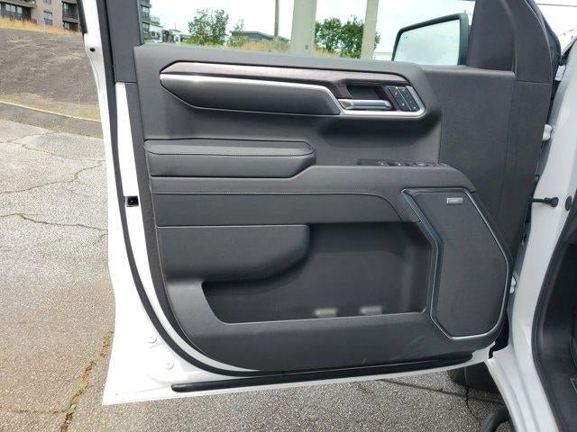 Used 2024 Chevrolet Silverado 1500 LTZ w/ LTZ Convenience Package II AWD/4WD image 18