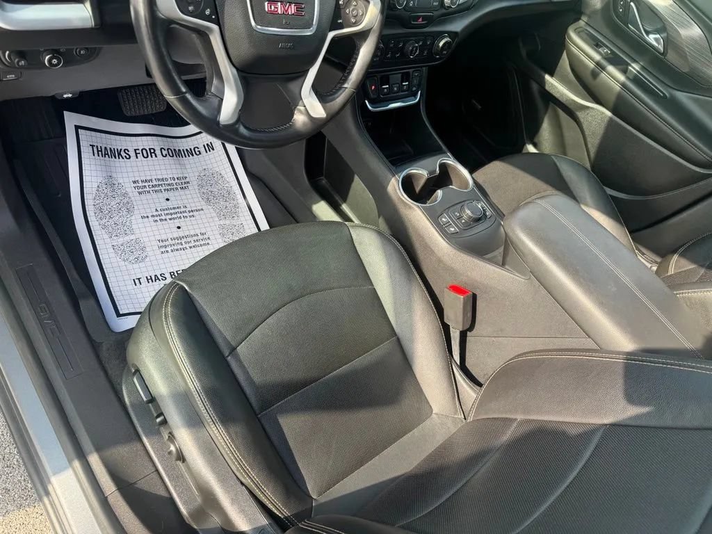 Used 2020 GMC Terrain SLT w/ Preferred Package AWD/4WD image 10