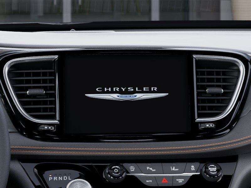 New 2026 Chrysler Pacifica Pinnacle image 18