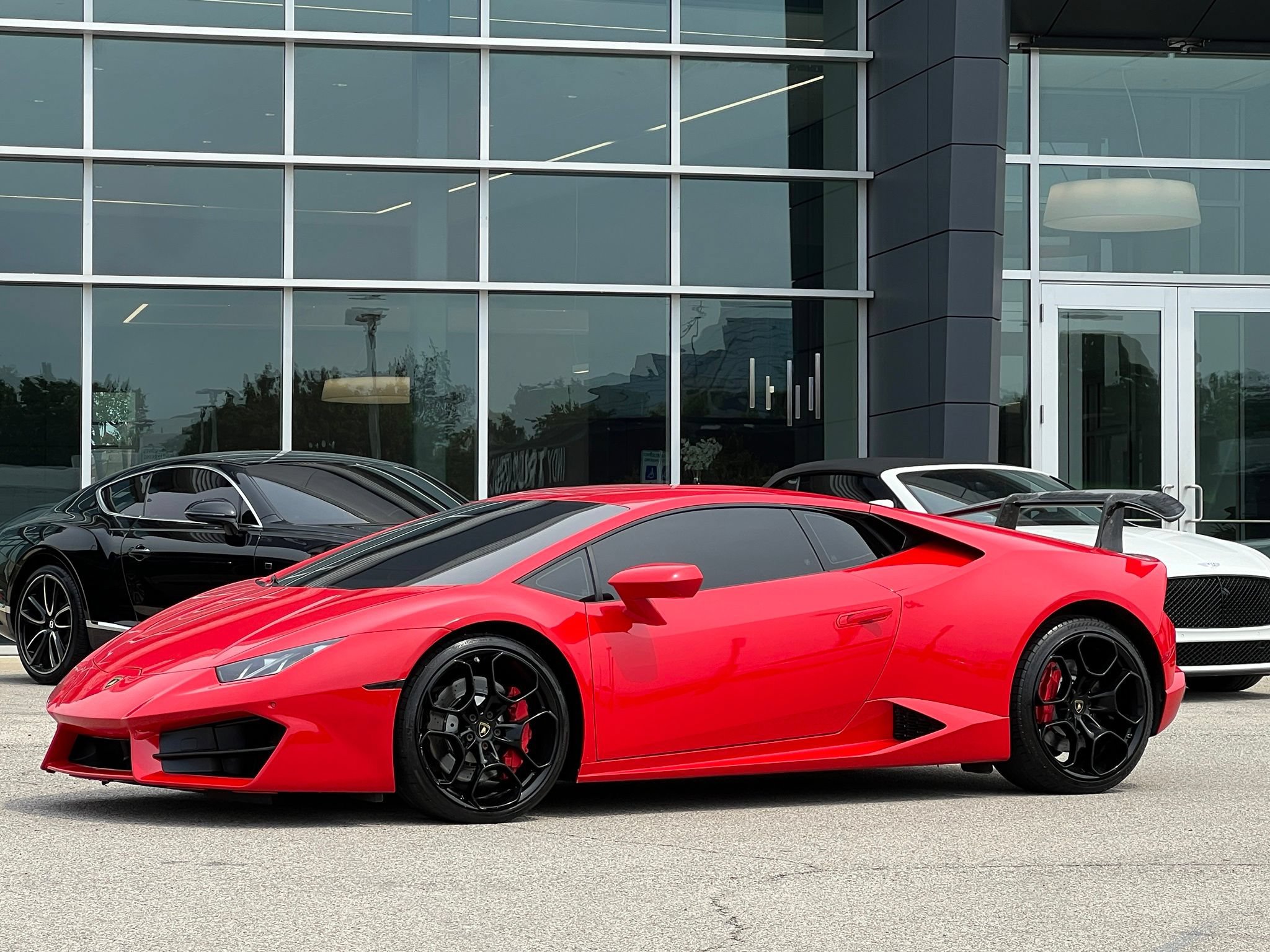 Used 2016 Lamborghini Huracan LP 580-2 RWD image 8