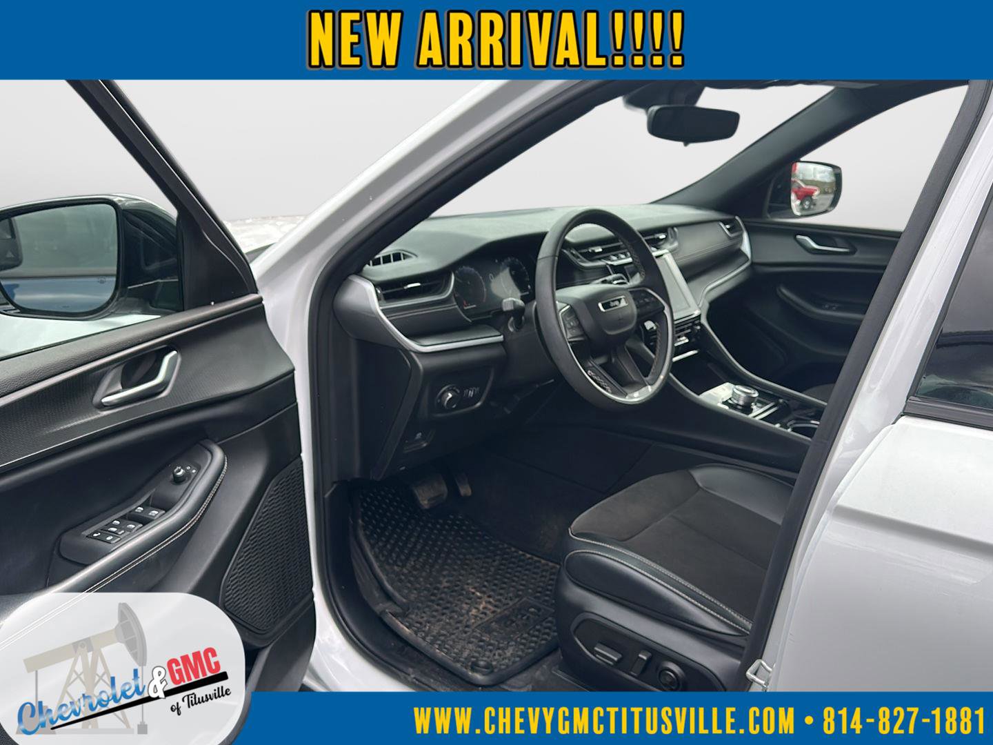 Used 2023 Jeep Grand Cherokee Altitude image 13