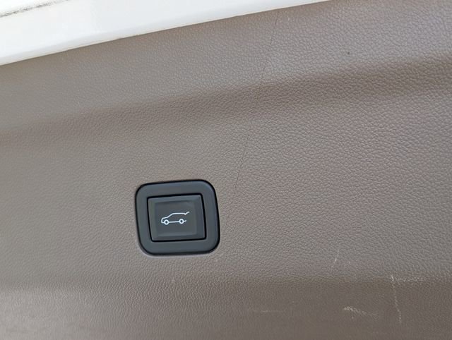 Used 2023 GMC Yukon XL Denali w/ Max Trailering Package image 15