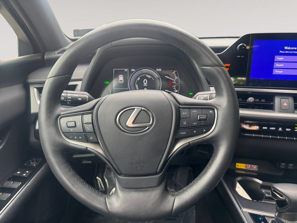 Used 2024 Lexus UX 250h AWD w/ Premium Package image 12