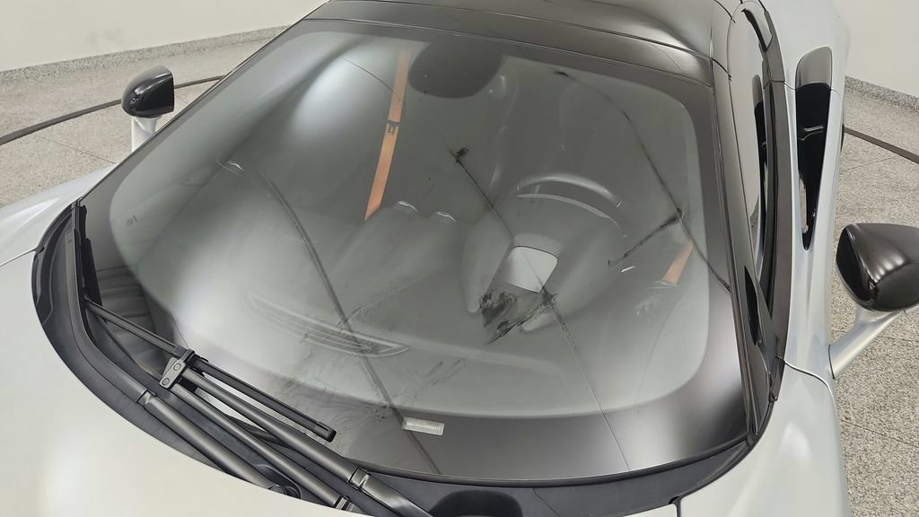 Used 2019 McLaren 570S Spider RWD image 15